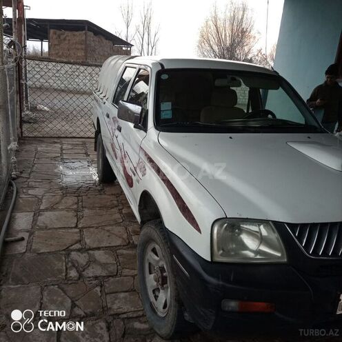Mitsubishi L200 2005, 182,537 km - 2.5 л - Zərdab