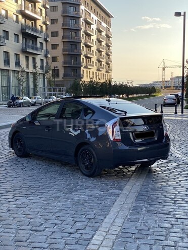 Toyota Prius 2013, 185,000 km - 1.8 l - Bakı