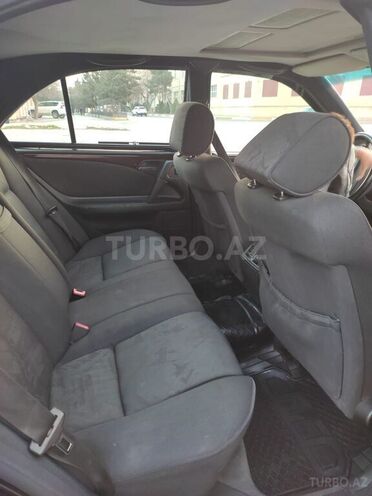 Mercedes E 230 1995, 27,358 km - 2.3 l - Bakı