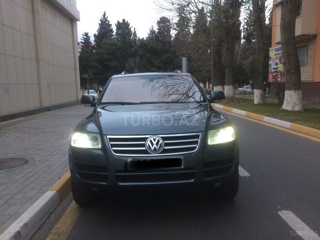 Volkswagen Touareg 2004, 211,500 km - 3.2 l - Bakı