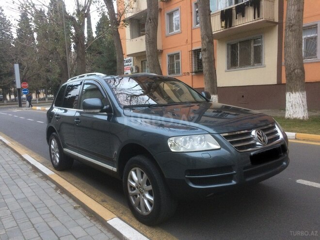 Volkswagen Touareg 2004, 211,500 km - 3.2 l - Bakı