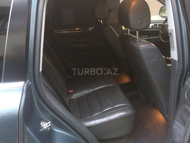 Volkswagen Touareg 2004, 211,500 km - 3.2 l - Bakı