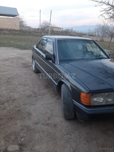 Mercedes 190 1991, 250,390 km - 2.0 л - Tovuz