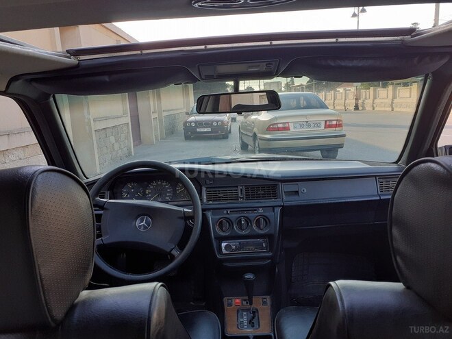 Mercedes 190 1988, 231,000 km - 2.3 l - Bakı