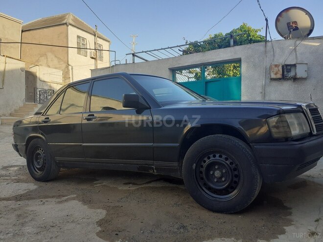 Mercedes 190 1988, 231,000 km - 2.3 l - Bakı