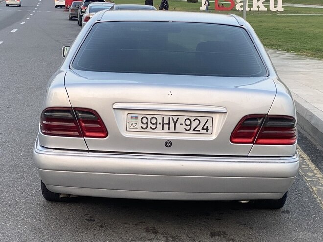 Mercedes E 300 1997, 325,000 km - 3.0 l - Bakı