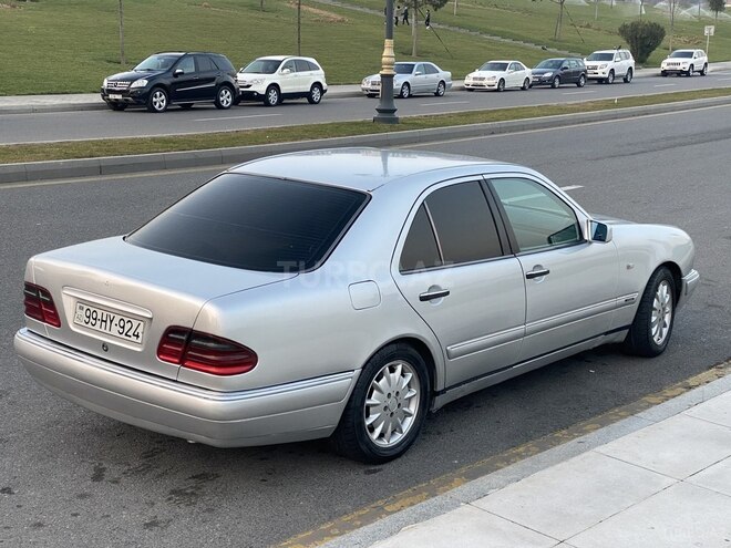Mercedes E 300 1997, 325,000 km - 3.0 l - Bakı