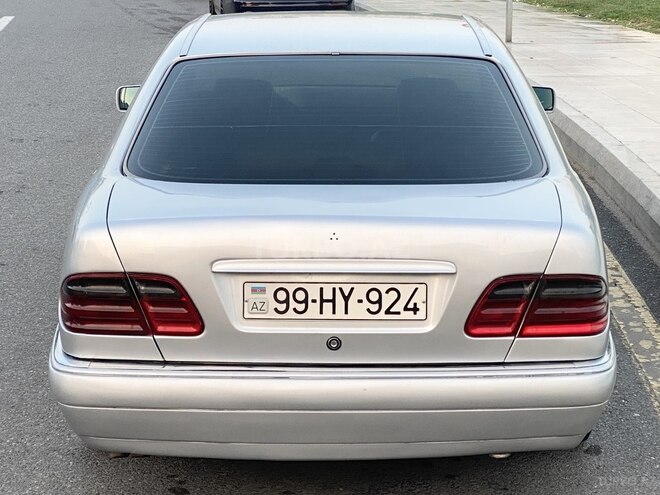Mercedes E 300 1997, 325,000 km - 3.0 l - Bakı