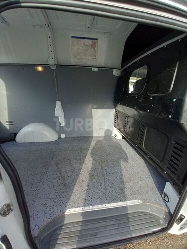 Mercedes Vito 115 2008, 225,300 km - 2.2 л - Bakı