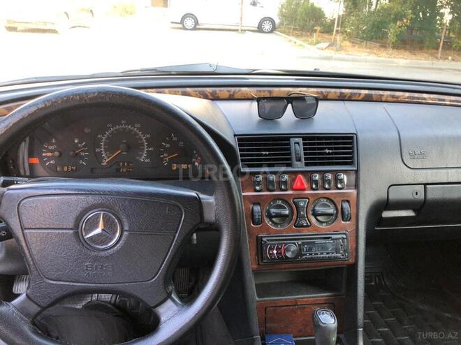 Mercedes C 230 1999, 330,000 km - 2.3 l - Bakı