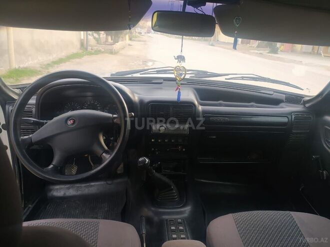 GAZ 3110 2005, 300,000 km - 2.4 l - Bakı