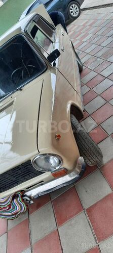 LADA (VAZ) 21011 1983, 300,000 km - 1.5 l - Qazax