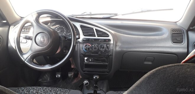 Daewoo Lanos 2010, 212,000 km - 1.5 l - Bakı