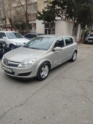 Opel Astra 2008, 170,000 km - 1.4 l - Bakı