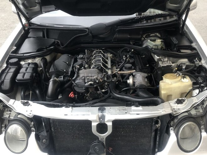 Mercedes E 220 1999, 400,000 km - 2.2 l - Bakı