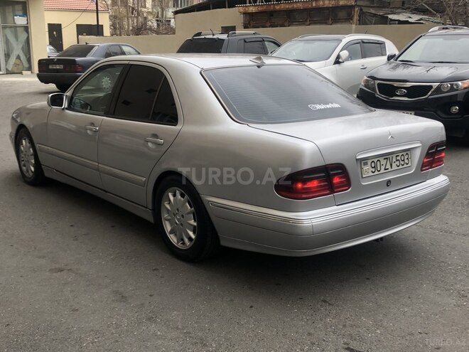Mercedes E 220 1999, 400,000 km - 2.2 l - Bakı
