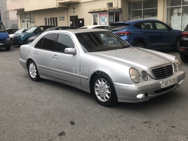 Mercedes E 220 1999, 400,000 km - 2.2 l - Bakı