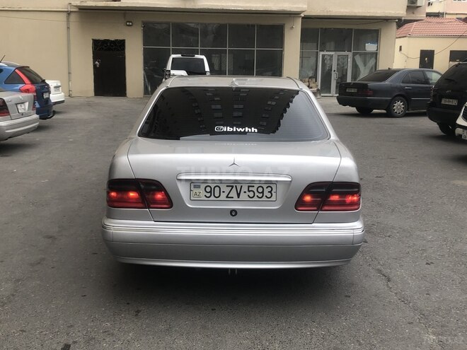 Mercedes E 220 1999, 400,000 km - 2.2 l - Bakı