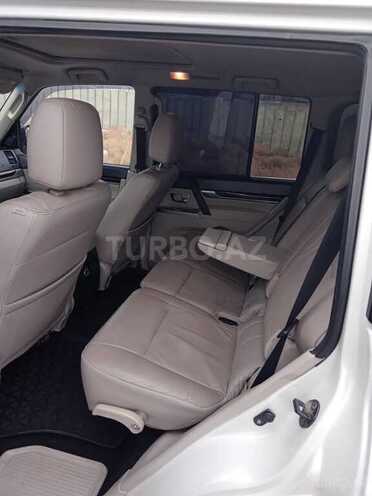 Mitsubishi Pajero 2013, 230,000 km - 3.5 l - Bakı