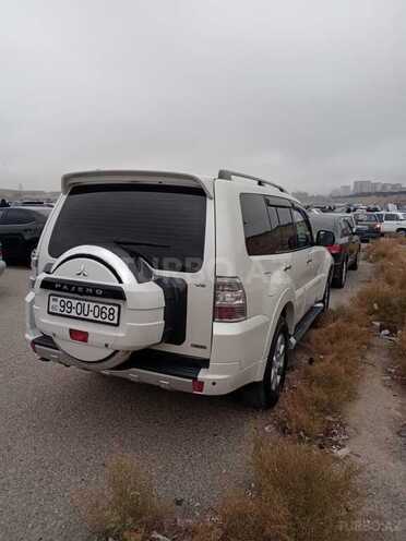 Mitsubishi Pajero 2013, 230,000 km - 3.5 l - Bakı