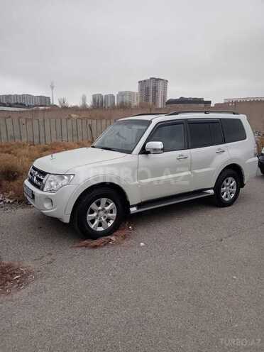 Mitsubishi Pajero 2013, 230,000 km - 3.5 l - Bakı