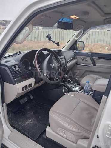 Mitsubishi Pajero 2013, 230,000 km - 3.5 l - Bakı