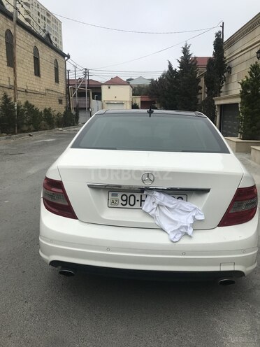 Mercedes C 300 2010, 210,000 km - 3.0 l - Bakı