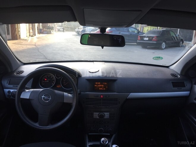 Opel Astra 2004, 168,000 km - 1.4 л - Bakı