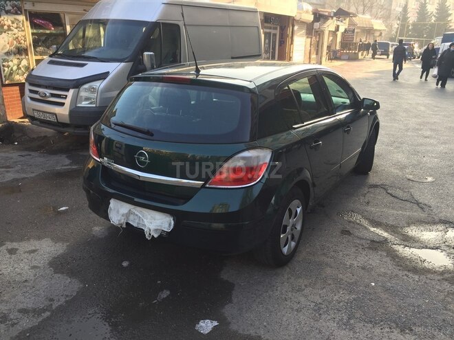 Opel Astra 2004, 168,000 km - 1.4 л - Bakı