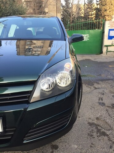 Opel Astra 2004, 168,000 km - 1.4 л - Bakı