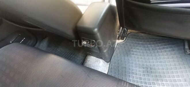 Mitsubishi L200 2006, 250,000 km - 2.5 л - Bakı