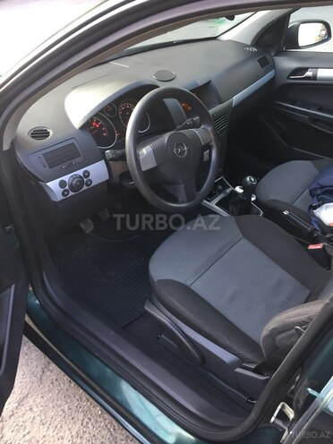 Opel Astra 2004, 168,000 km - 1.4 л - Bakı