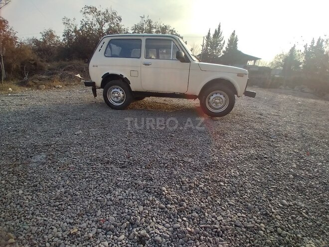 LADA (VAZ) Niva 1989, 85,000 km - 1.6 l - Saatlı