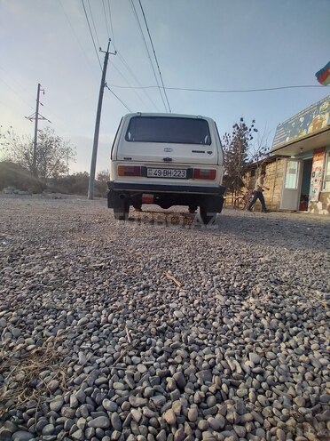 LADA (VAZ) Niva 1989, 85,000 km - 1.6 l - Saatlı