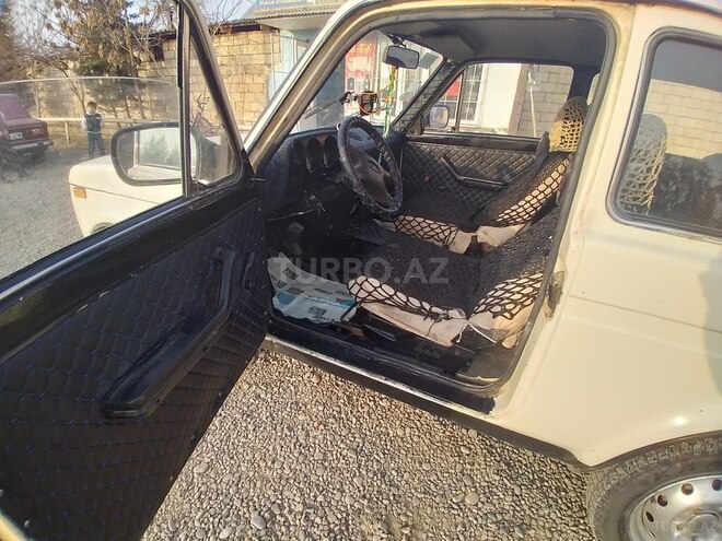 LADA (VAZ) Niva 1989, 85,000 km - 1.6 l - Saatlı