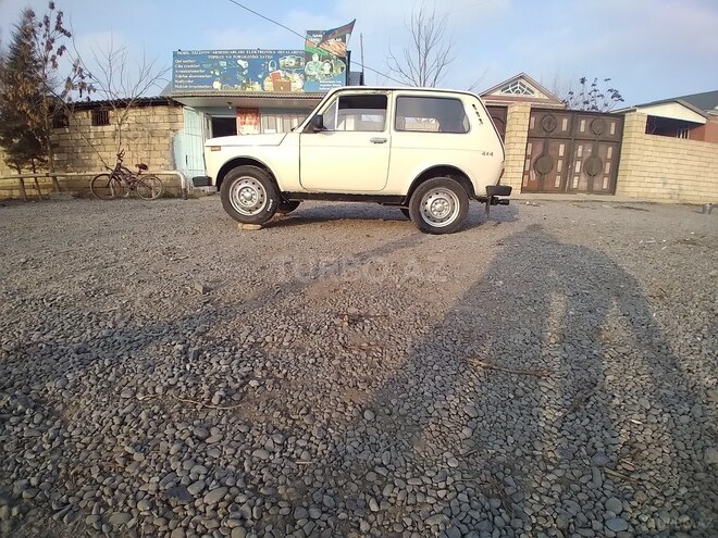 LADA (VAZ) Niva 1989, 85,000 km - 1.6 l - Saatlı