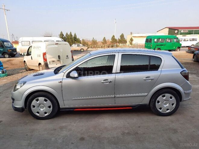 Opel Astra 2005, 193,000 km - 1.4 л - Şirvan