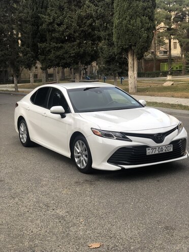 Toyota Camry 2018, 63,180 km - 2.5 l - Bakı