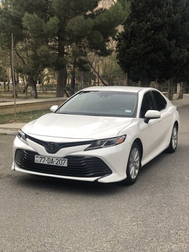 Toyota Camry 2018, 63,180 km - 2.5 l - Bakı
