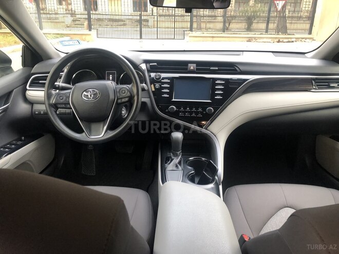 Toyota Camry 2018, 63,180 km - 2.5 l - Bakı