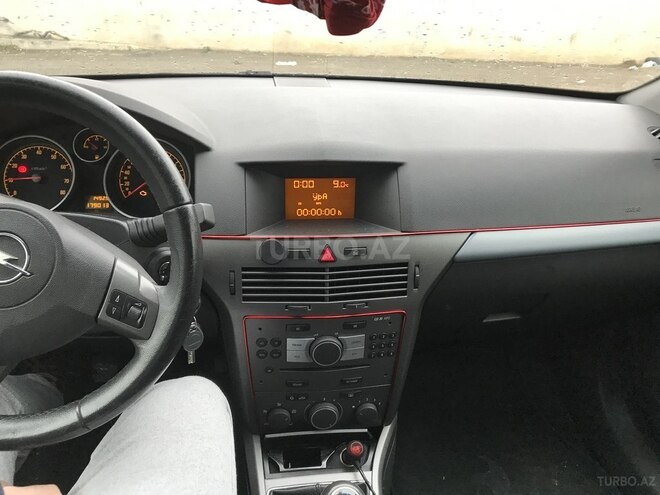 Opel Astra 2006, 179,000 km - 1.4 л - Bakı