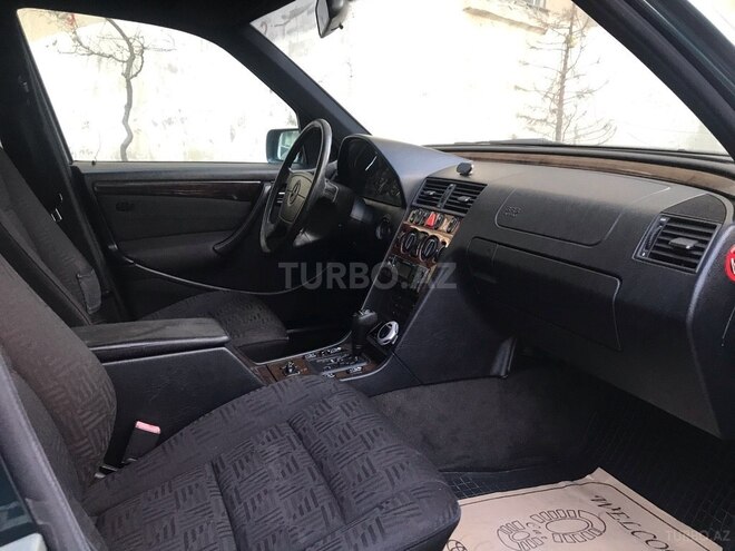 Mercedes C 200 1997, 270,000 km - 2.0 l - Bakı