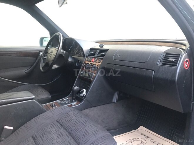 Mercedes C 200 1997, 270,000 km - 2.0 l - Bakı