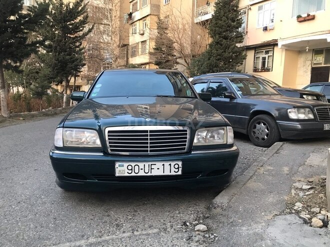 Mercedes C 200 1997, 270,000 km - 2.0 l - Bakı