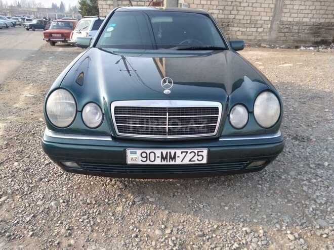 Mercedes E 200 1998, 380,000 km - 2.0 л - Ucar