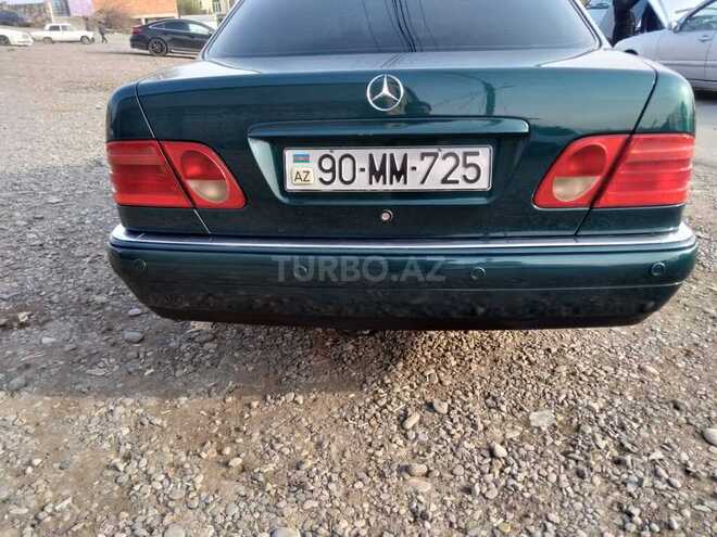 Mercedes E 200 1998, 380,000 km - 2.0 л - Ucar