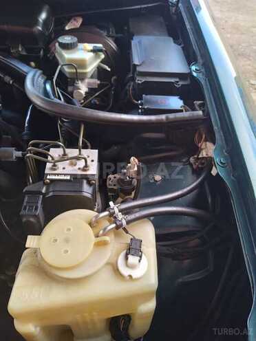 Mercedes E 200 1998, 380,000 km - 2.0 л - Ucar