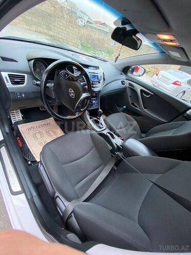 Hyundai Elantra 2014, 105,000 km - 1.8 l - Bakı