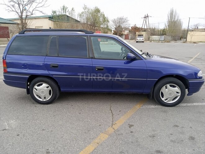 Opel Astra 1997, 400,000 km - 1.6 l - Bakı