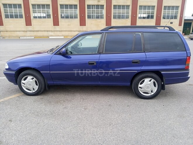 Opel Astra 1997, 400,000 km - 1.6 l - Bakı